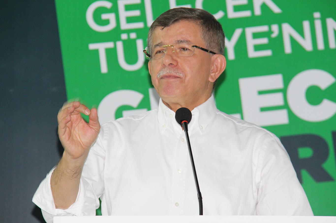 Gelecek Partisi Genel Başkanı Davutoğlu, partisinin Diyarbakır İl Kongresinde konuştu